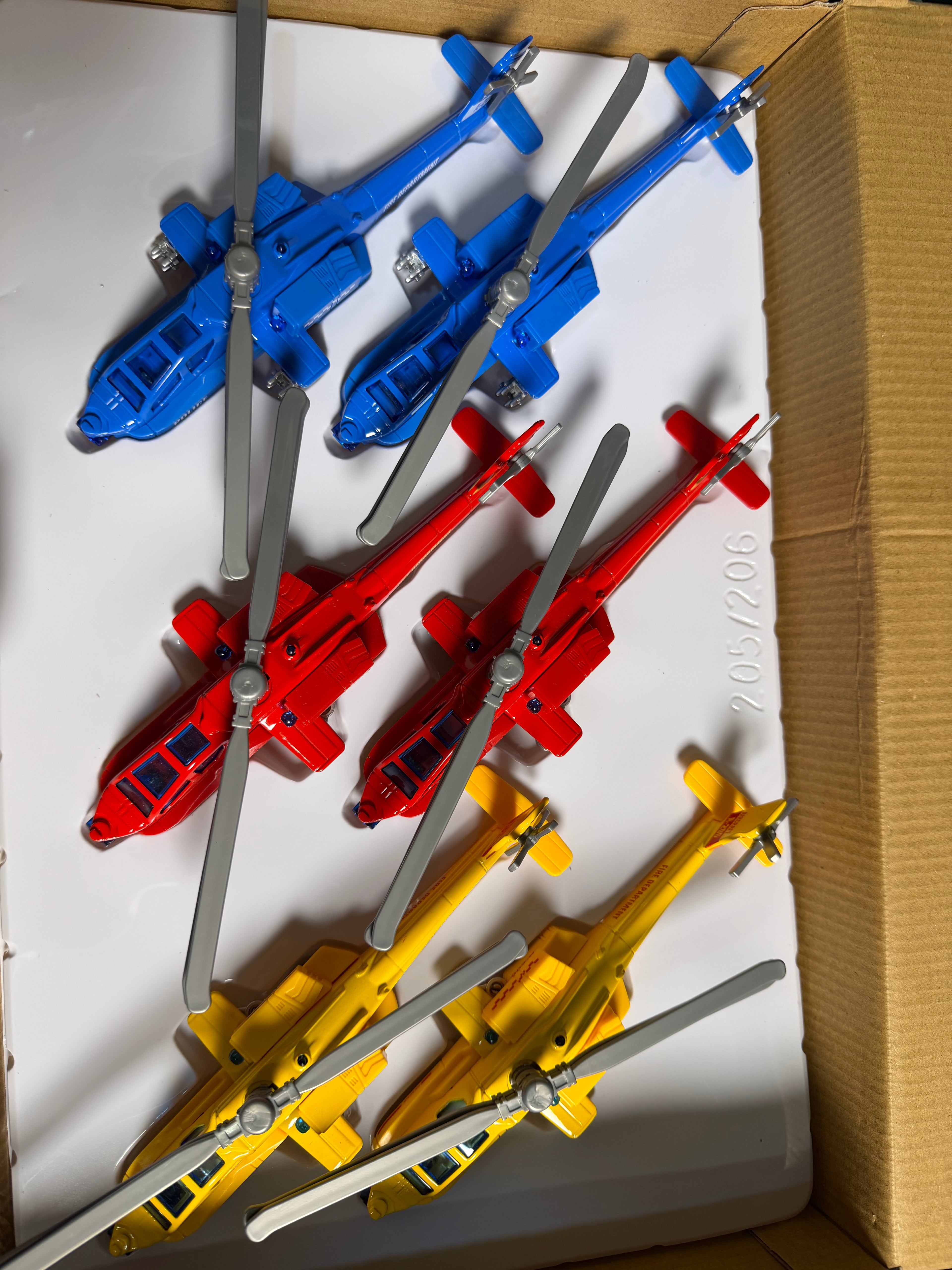 die cast metal body helecopter with realistic sound nd light