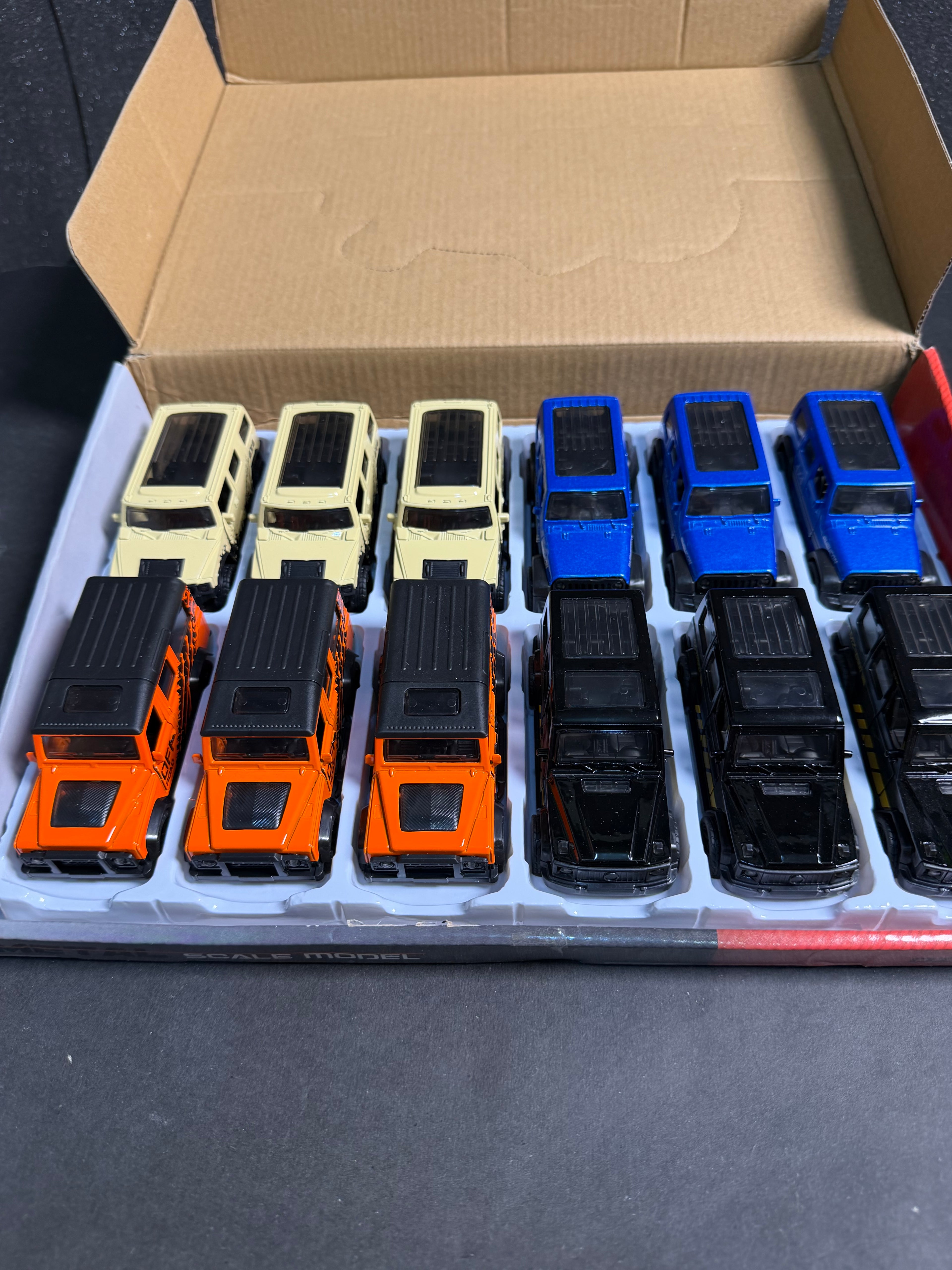 1:43 Scale Off-Road SUV Diecast Metal Cars – Pack of 4 | Pull Back | Openable Doors