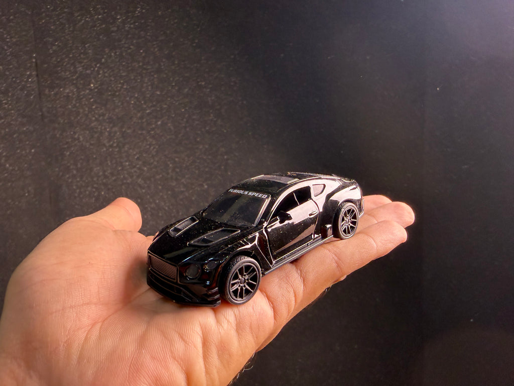 1:43 die cast car